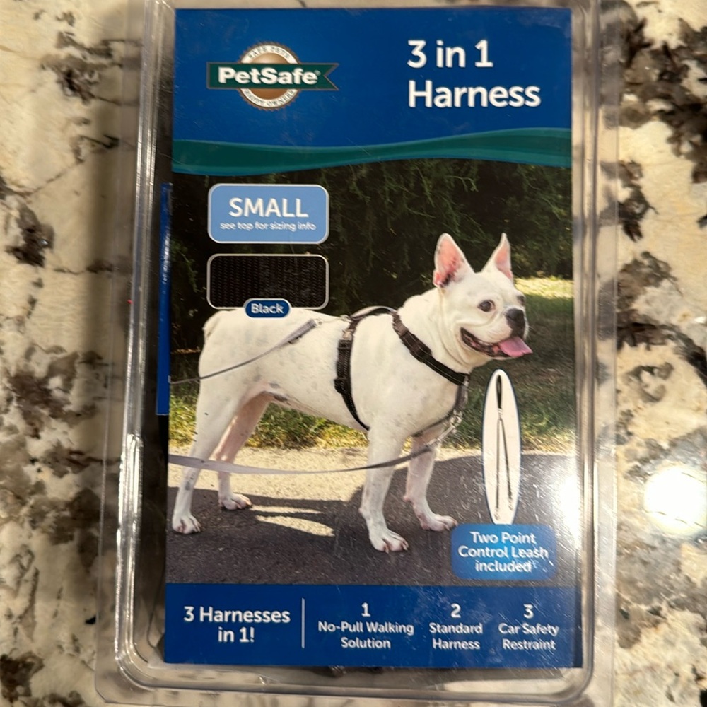 Petsafe. 3 in 1 No Pull Harness  Small